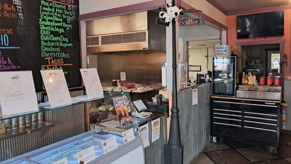 Kretzschy's Smokey BBQ by null