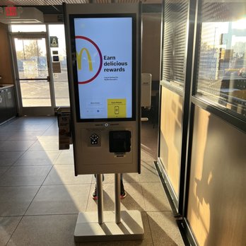 McDonald's - Fast Food Near Me - Buttonwillow, California