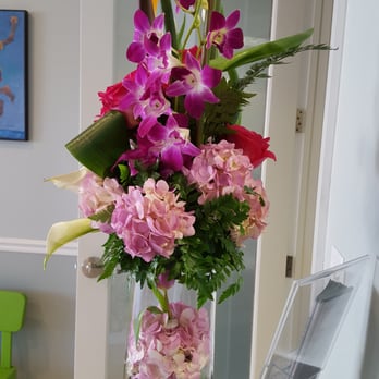 Azar Florist - Owner custom made this arrangement for me and I was amazed at the work! - Florists Near Me - Houston, Texas Azar Florist - Owner custom made this arrangement for me and I was amazed at the work! - Florists Near Me - Houston, Texas