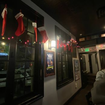 Silks - Bar area - American Near Me - Baltimore, Maryland