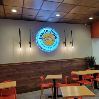 Takito Holic - Inside Wall - Tacos Near Me - Burbank, Illinois