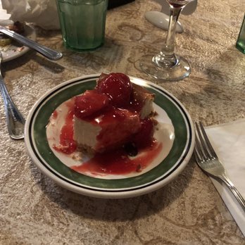 Papa's Italian Restaurant - Yummy slice of cheesecake with strawberries. - Italian Near Me - Prescott, Arizona Papa's Italian Restaurant - Yummy slice of cheesecake with strawberries. - Italian Near Me - Prescott, Arizona