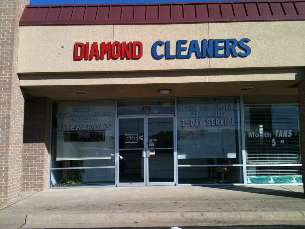 DIAMOND CLEANERS CLOSED 618 S Cedar Ridge Dr, Duncanville, Texas