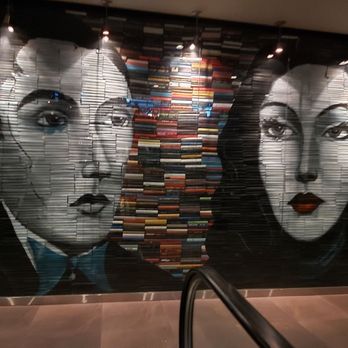 IPIC Houston - Cinema Near Me - Houston, Texas