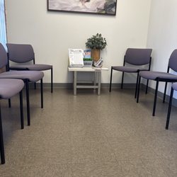 OMS Urgent Care - Empty lobby