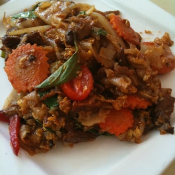 Thai Terminal - drunken noodles with veggie duck - SO GOOD! - Thai Near Me - New York, New York Thai Terminal - drunken noodles with veggie duck - SO GOOD! - Thai Near Me - New York, New York