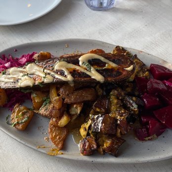 Maro's - Middle Eastern Near Me - Oakville, Ontario Maro's - Middle Eastern Near Me - Oakville, Ontario