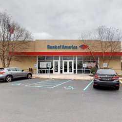 Bank of America Financial Center - Storefront