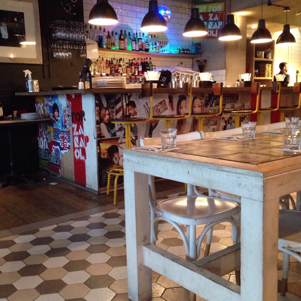 Rossopomodoro Camden - Plenty of seating - Pizza Near Me - London, XGL Rossopomodoro Camden - Plenty of seating - Pizza Near Me - London, XGL