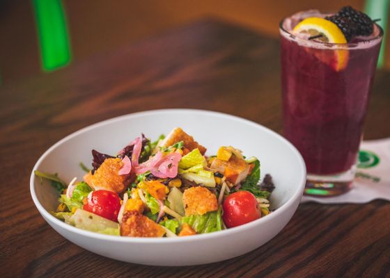 Wahlburgers by null