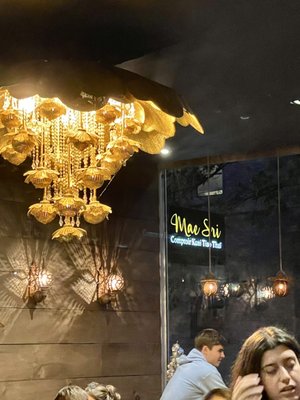 Mae Sri Comptoir Thai by null