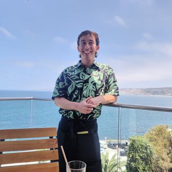Duke's La Jolla - Casey our wonderful server - New American Near Me - La Jolla, California