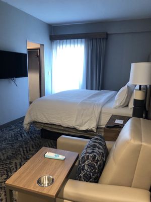 Holiday Inn & Suites Joliet Southwest