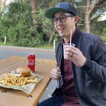 Leaping Lemur Cafe - Angus burger  fries  dip and dots - Pizza Near Me - San Francisco, California