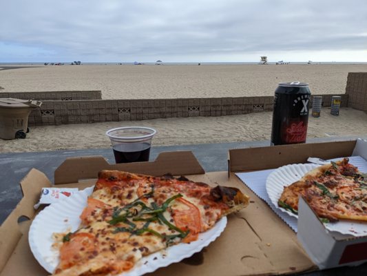 Sahara SandBar and Pizza by null