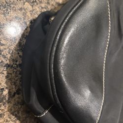 Lee's Shoes and Luggage Repair - This is how it should have looked.