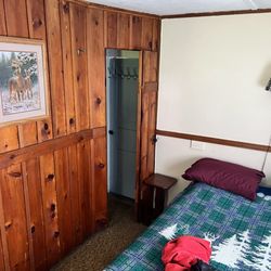 Lindy Motel - Bedroom 2