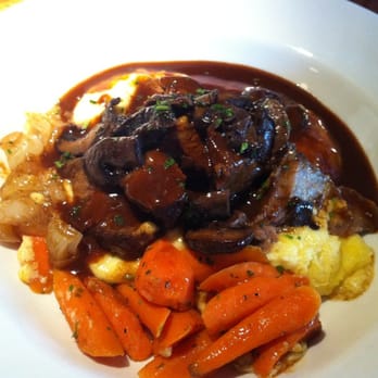 Ozzie's Good Eats - Beef Short Rib Ragu - American Near Me - Fairfax, Virginia