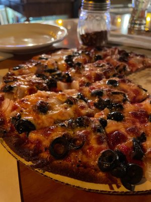 Plank's Cafe & Pizzeria by null