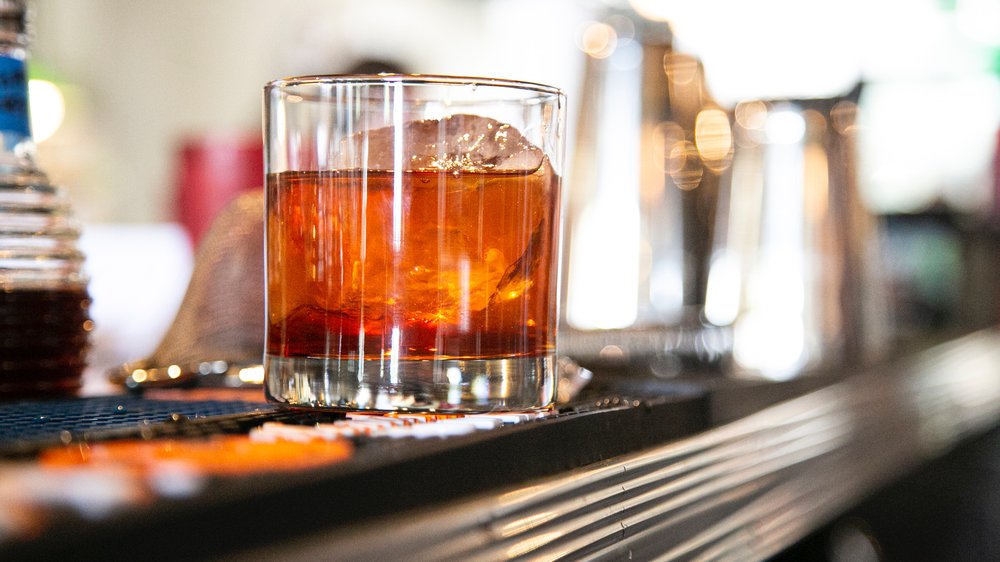 TURNER’S BAR 71 Photos & 18 Reviews 1060 N Capitol Ave