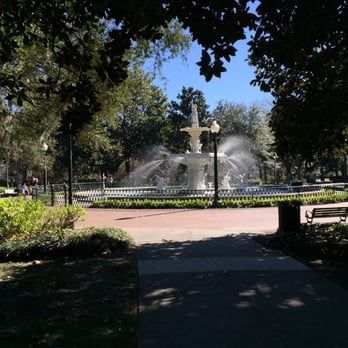 Forsyth Park - Parks Near Me - Savannah, Georgia
