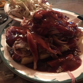 Sugarloaf - Pulled pork over homemade corn bread with homemade coleslaw - Vacation Rentals Near Me - Owls Head, New York Sugarloaf - Pulled pork over homemade corn bread with homemade coleslaw - Vacation Rentals Near Me - Owls Head, New York