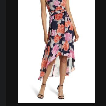 Sara Tailoring & Alterations - Original look of the dress - Sewing & Alterations Near Me - Austin, Texas Sara Tailoring & Alterations - Original look of the dress - Sewing & Alterations Near Me - Austin, Texas