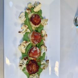 Noah's Restaurant and Lounge - Scallops