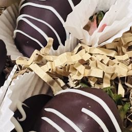 Chocolate Covered Strawberries Chocolate Covered Strawberries
