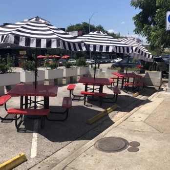 Home Slice Pizza - Outdoor dining - Pizza Near Me - Austin, Texas