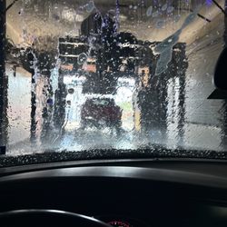 Lightning Fast Car Wash - Super clean!