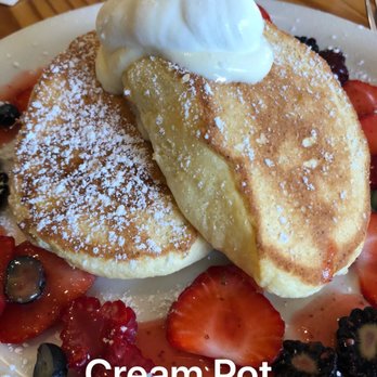 Cream Pot - Mixed berry soufflé pancakes.  Fluffy and light. So good! - Breakfast & Brunch Near Me - Honolulu, Hawaii