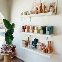 Sirena - Fresh, natural, pretty candles -- made for your home.