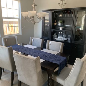 America's Advantage Remodeling - Look at the paint color and flooring. - General Contractors Near Me - Roseville, California America's Advantage Remodeling - Look at the paint color and flooring. - General Contractors Near Me - Roseville, California