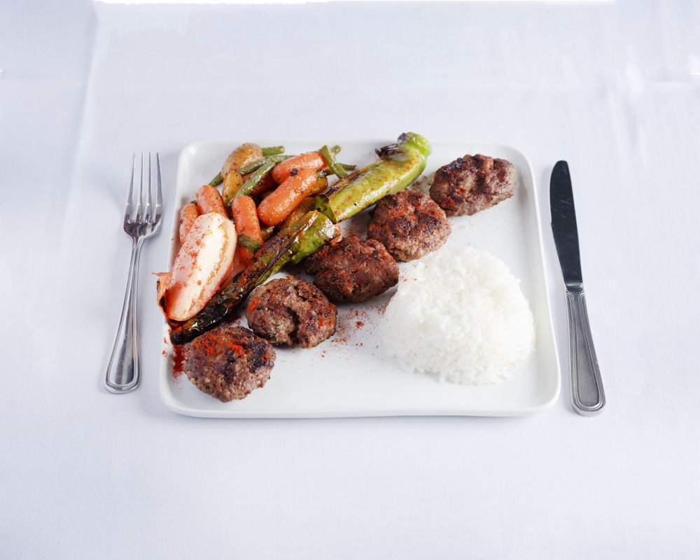 Rota Mediterranean Grill Logo