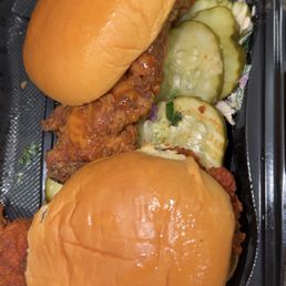 Dave's #2: 2 Sliders w/ Fries