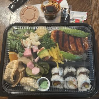 Teriyaki House - Salmon Bento Box with spicy tuna roll. Always a winner - Burgers Near Me - San Dimas, California Teriyaki House - Salmon Bento Box with spicy tuna roll. Always a winner - Burgers Near Me - San Dimas, California