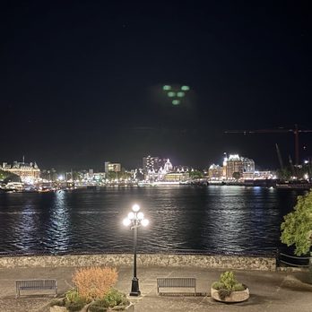 LURE Restaurant & Bar - View - Seafood Near Me - Victoria, British Columbia