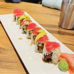Neko Ramen - Hawaiian roll