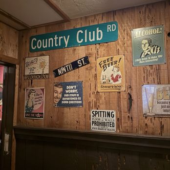 Silver Dollar Saloon - Vintage and classic signs - Bars Near Me - Marysville, California Silver Dollar Saloon - Vintage and classic signs - Bars Near Me - Marysville, California