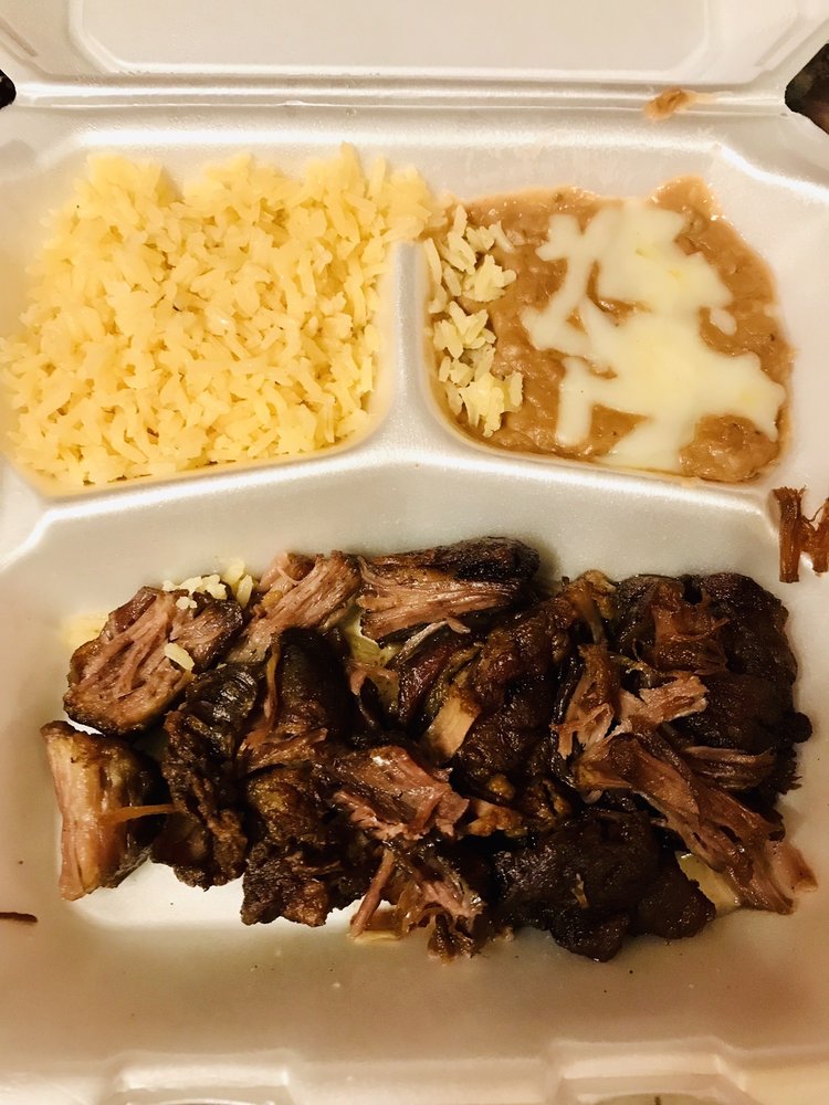 Food from Los Paisas Locos