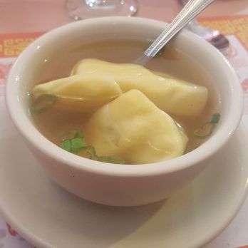 Taste Queen Chinese Restaurant - Wonton Soup lunch portion - Chinese Near Me - Philadelphia, Pennsylvania Taste Queen Chinese Restaurant - Wonton Soup lunch portion - Chinese Near Me - Philadelphia, Pennsylvania