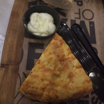 100 Montaditos - Tortilla espanola - Spanish Near Me - Miami Lakes, Florida 100 Montaditos - Tortilla espanola - Spanish Near Me - Miami Lakes, Florida