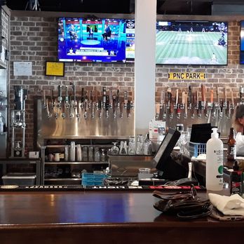 Mike’s Beer Bar - They offer so many beers on tap. - Beer Bar Near Me - Pittsburgh, Pennsylvania Mike’s Beer Bar - They offer so many beers on tap. - Beer Bar Near Me - Pittsburgh, Pennsylvania