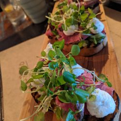 Vic Road Kitchen - Bruschetta with roast beef