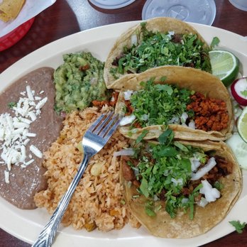 Tacos El Cunao - Taco plate - pastor, chorizo, barbacoa - Mexican Near Me - Chattanooga, Tennessee