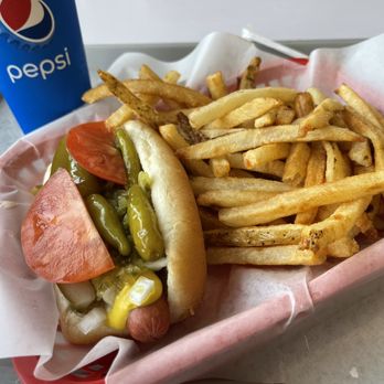 Broiler's Flip - #1. Hot Dog Combo - New American Near Me - Chicago, Illinois