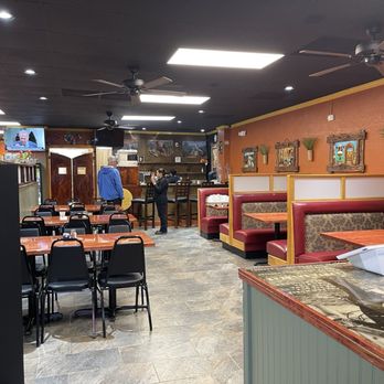 3 Generaciones - Plenty of Seating - Mexican Near Me - Seneca, South Carolina 3 Generaciones - Plenty of Seating - Mexican Near Me - Seneca, South Carolina