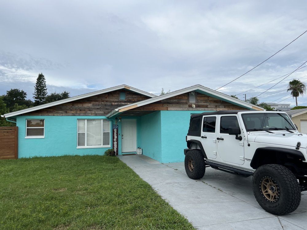 Slide of Parlament Roofing and Construction