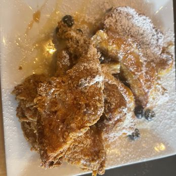 Autum Restaurant & Lounge - French toast - Lounges Near Me - Richmond, Virginia Autum Restaurant & Lounge - French toast - Lounges Near Me - Richmond, Virginia